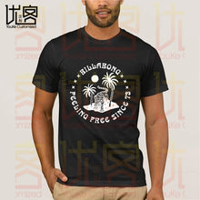 Load image into Gallery viewer, Maglietta da uomo a maniche corte in cotone 100% Surf Camp Fuerteventura-Hillabong da uomo
